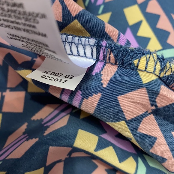 LuLaRoe Multicolored Robe Size: Small - Picture 14 of 15